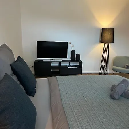 Apartmenthaus Schwingewiesen 6 *